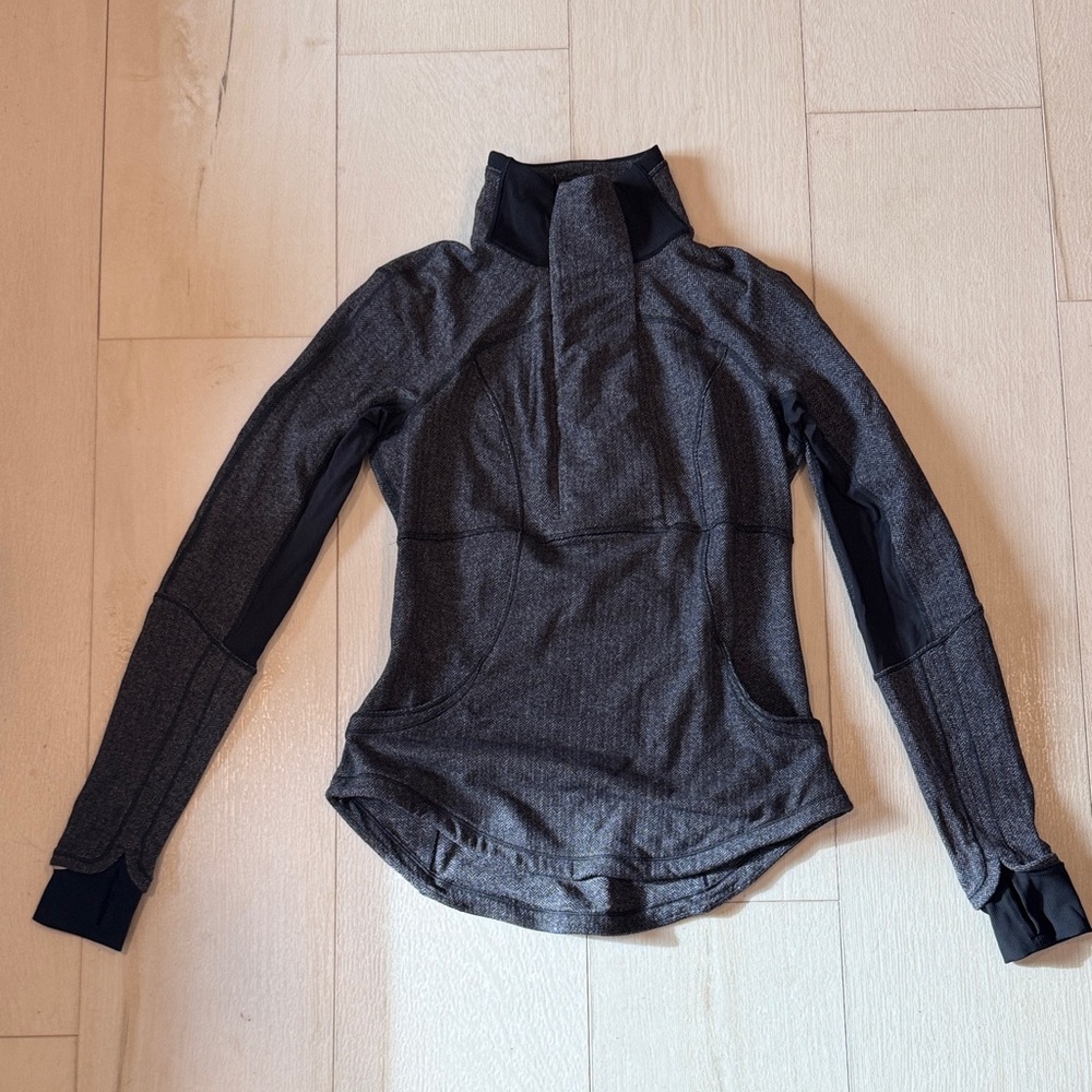 lululemon athletica Gray and Black Sweatshirt